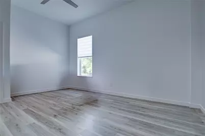7314 Iwo Jima Road, Houston, TX 77033 - Photo 12