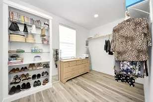 7314 Iwo Jima Rd, Houston, TX 77033 - Photo 22