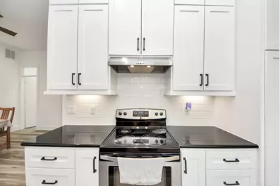 7314 Iwo Jima Road, Houston, TX 77033 - Photo 10