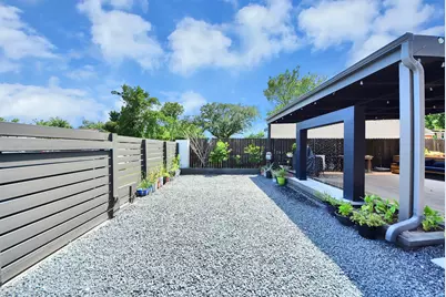 7314 Iwo Jima Road, Houston, TX 77033 - Photo 34
