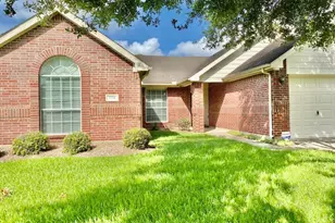 3514 Silouette Cove, Friendswood, TX 77546 - Photo 2