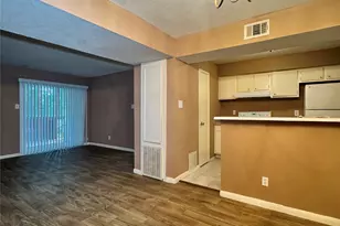 8201 Richmond, Houston, TX 77063 - Photo 4