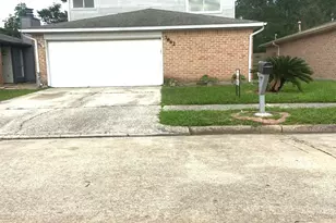 7842 Winehill Ln, Houston, TX 77040 - Photo 1