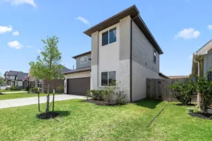 5058 Pne Hvn Ln, Arcola, TX 77545 - Photo 2