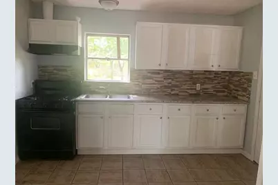 5818 Westover Street, Houston, TX 77033 - Photo 4