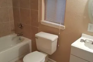 4714 Sharon St, Houston, TX 77020 - Photo 10