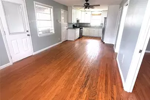 12 Willow Ln, Galveston, TX 77551 - Photo 4