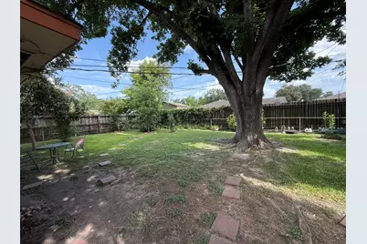619 Rainy River Drive, Houston, TX 77037 - Photo 10
