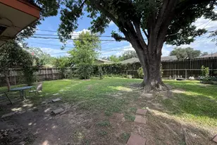 619 Rainy River Dr, Houston, TX 77037 - Photo 10