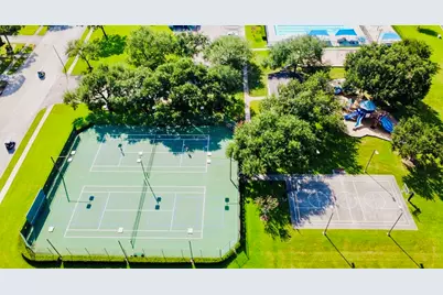 2111 Walnut Creek Drive, League City, TX 77573 - Photo 36