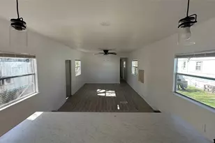 510 N Shirley St, Alvin, TX 77511 - Photo 6