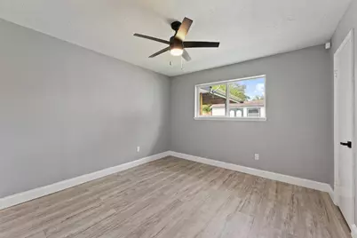 6618 Castleview Lane, Houston, TX 77489 - Photo 18