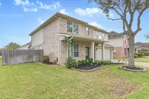 2601 Hewn Rock Way, Pearland, TX 77584 - Photo 2