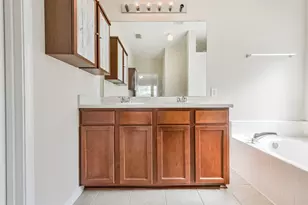 2601 Hewn Rock Way, Pearland, TX 77584 - Photo 22
