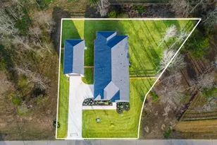 714 Satterwhite Farms Ln, Magnolia, TX 77354 - Photo 2