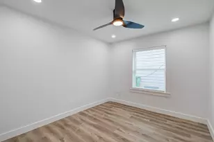 4009 Omeara Dr, Houston, TX 77025 - Photo 22