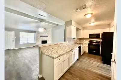 13942 Towne Way Drive, Sugar Land, TX 77498 - Photo 2