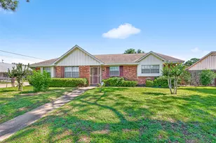 8022 Stroud Dr, Houston, TX 77036 - Photo 1