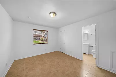 2828 61st Street #1306, Galveston, TX 77551 - Photo 8
