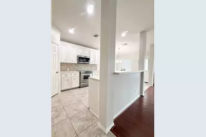 12404 Shady Brook Drive, Pearland, TX 77584 - Photo 8