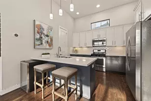 1512 Beall St, Houston, TX 77008 - Photo 12