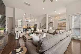 1512 Beall St, Houston, TX 77008 - Photo 1