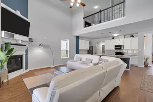 2642 Sunlit Meadow Trl, Fresno, TX 77545 - Photo 8