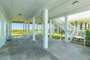 21916 Kennedy Dr, Galveston, TX 77554 - Photo 28