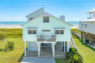 21916 Kennedy Dr, Galveston, TX 77554 - Photo 2