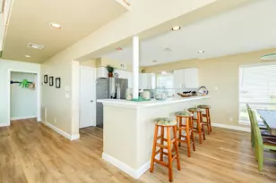 21916 Kennedy Dr, Galveston, TX 77554 - Photo 12