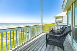 21916 Kennedy Dr, Galveston, TX 77554 - Photo 16
