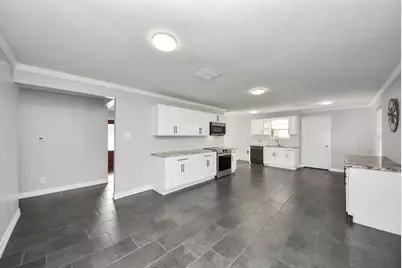 2004 Manor Street, Dayton, TX 77535 - Photo 8