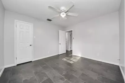 2004 Manor Street, Dayton, TX 77535 - Photo 18