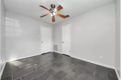 2004 Manor Street, Dayton, TX 77535 - Photo 16