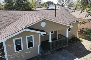7013 St Augustine St, Houston, TX 77021 - Photo 2