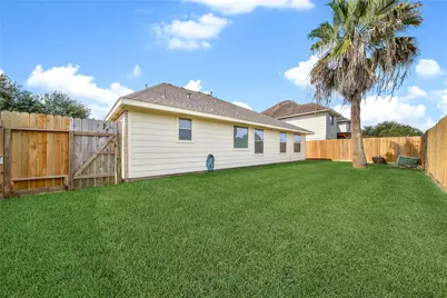 6403 Larrycrest Drive, Pearland, TX 77584 - Photo 32