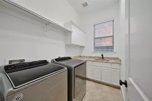 19 Brittany Rose Pl, The Woodlands, TX 77375 - Photo 42