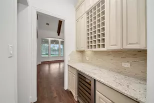 19 Brittany Rose Pl, The Woodlands, TX 77375 - Photo 12