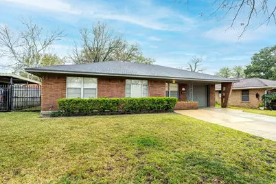 1135 W 31st Street, Houston, TX 77018 - Photo 1