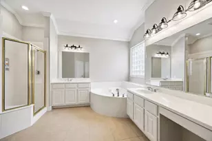 1831 Shadow Lake Dr, Sugar Land, TX 77479 - Photo 18