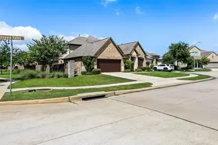 8914 Vineyard Valley Ct, Tomball, TX 77375 - Photo 4