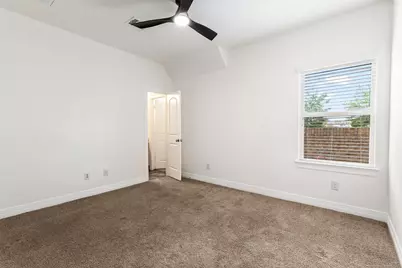 8914 Vineyard Valley Court, Tomball, TX 77375 - Photo 32