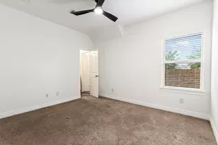 8914 Vineyard Valley Ct, Tomball, TX 77375 - Photo 32