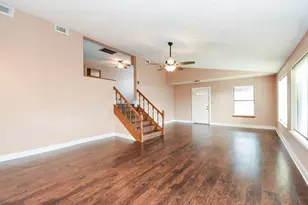 6302 Amie Ln, Pearland, TX 77584 - Photo 4