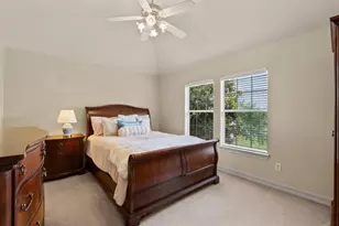 3870 Summer Manor Dr, League City, TX 77573 - Photo 32