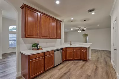 6 Windsor Bridge Drive, Conroe, TX 77384 - Photo 16