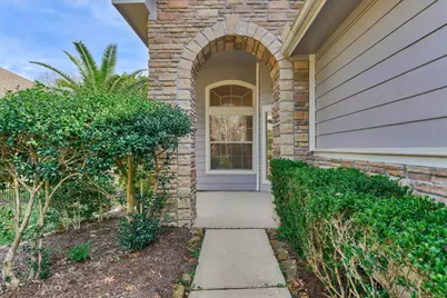 6 Windsor Bridge Drive, Conroe, TX 77384 - Photo 4