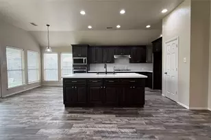 13615 Evening Wind Dr, Pearland, TX 77584 - Photo 4