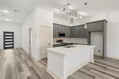 5629 Malmedy Road, Houston, TX 77033 - Photo 12