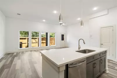 5629 Malmedy Road, Houston, TX 77033 - Photo 16